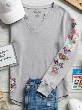 Disney Parks Waffle Knit Thermal Top XL Hidden Mickey Paisley Rainbow V-Neck